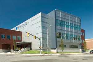 New Partnership Helps Low-Income Women Succeed At Bridgeport's HCC