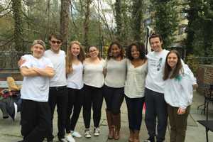 Shakespeare Meets Taylor Swift In New Rochelle 'Pop-Up' Performance 