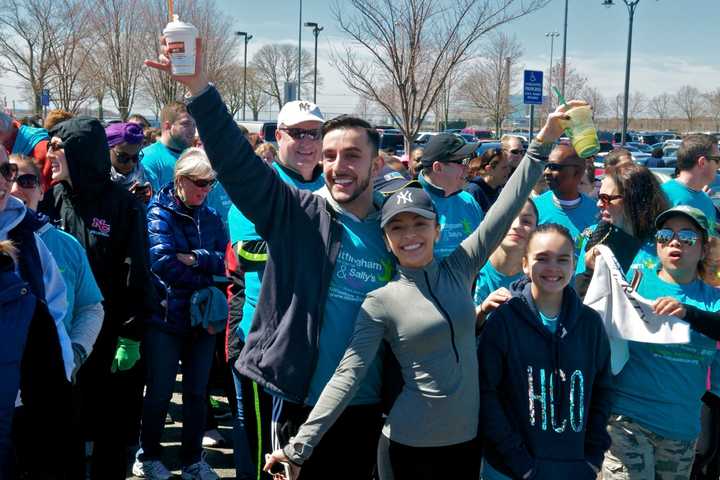 Walkers Hit Their Stride To Support Norwalk Hospital's Cancer Center