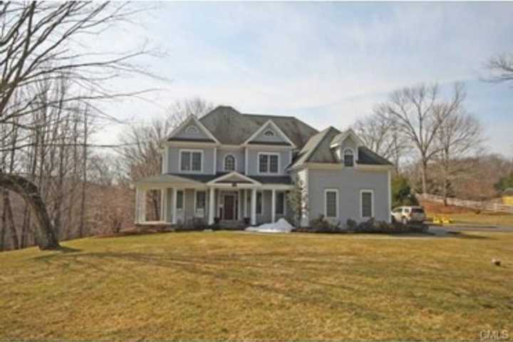 Open Houses In Redding, Weston This Weekend
