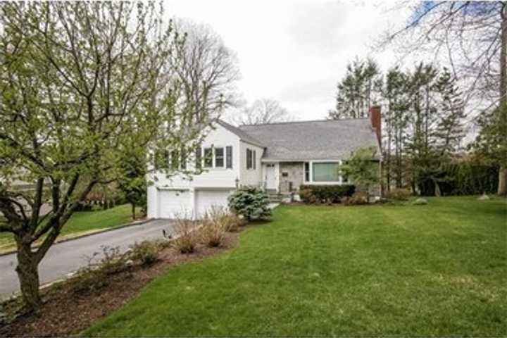 Open Houses Around Greenburgh This Weekend