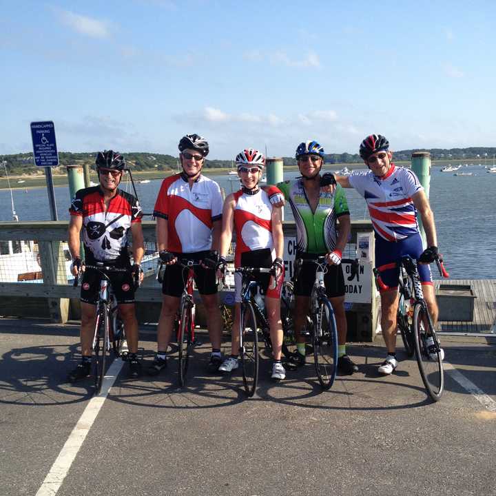 Members of the Sound Cyclists Bicycle Club.