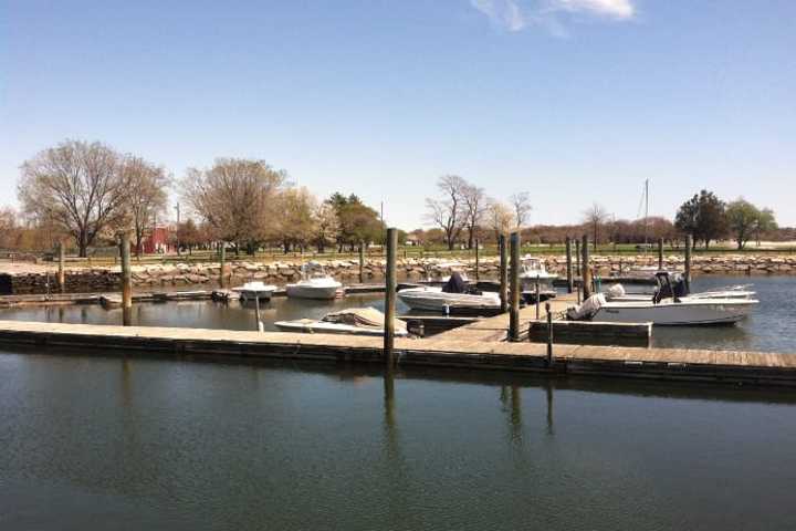 Stamford Fireboat Rescues Boater In Distress Off Cove Island