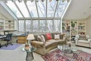 North Stamford Listing Offers Privacy, Convenience And Good Commute