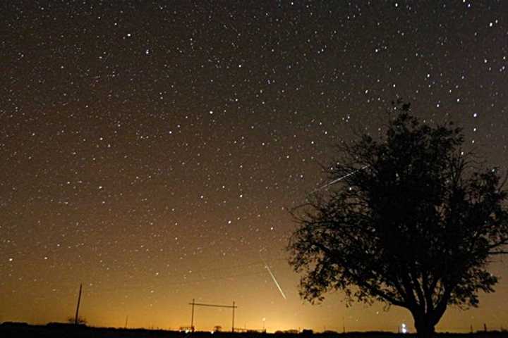 Meteor Shower From Halley's Comet Tail Will Be Visible In Putnam
