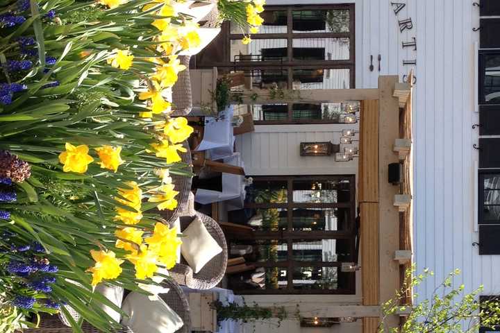 Fairfield's Artisan Restaurant Opens Outdoor Garden