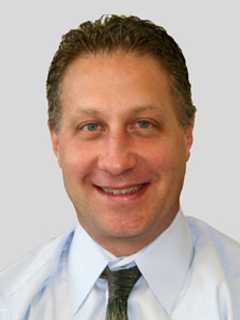 New Canaan's Waveny LifeCare Hosts "Healthy Brain" Presentation