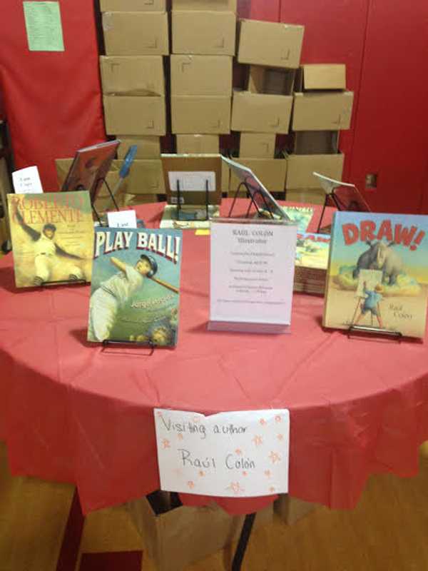 Illustrator Raúl Colón Inspires Chapel School Students