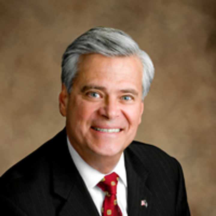 State Senator Dean Skelos has resigned his position as majority leader of the New York State Senate. 