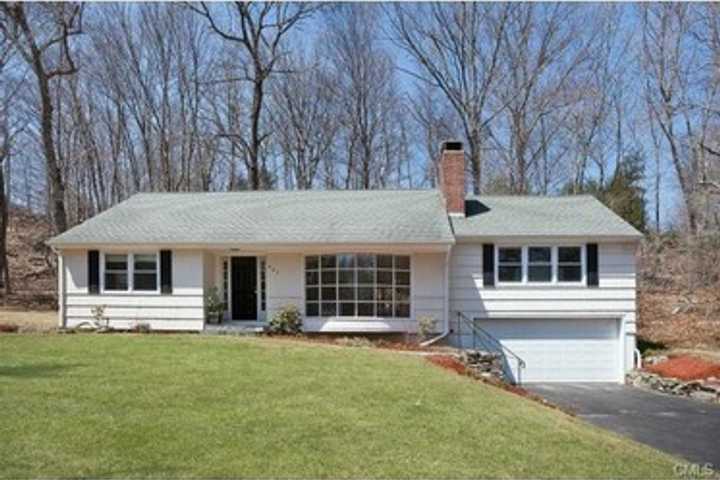 Open Houses In Easton, Weston This Weekend