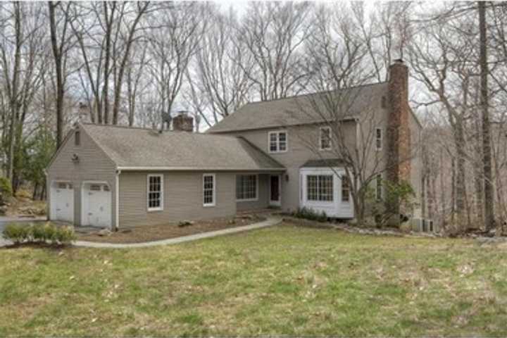 Open Houses In Pound Ridge This Weekend
