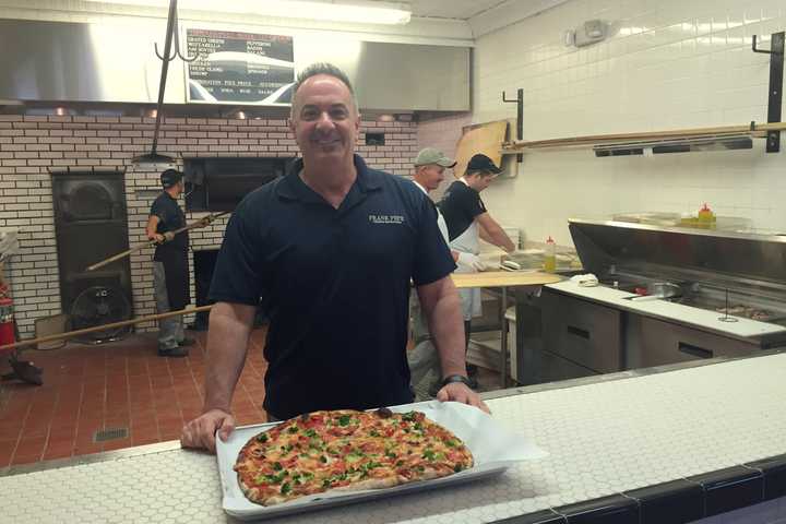 Danbury's Frank Pepe Pizzeria Is DVlicious Finalist