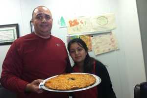 Stamford's Riko's A Finalist In DVlicious Pizza Contest 