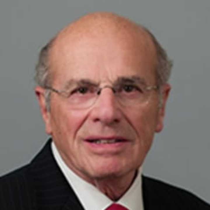 Alfred DelBello, former Westchester County Executive, died at the age of 80. 