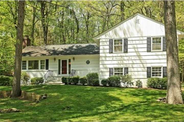 Open Houses In Armonk This Weekend