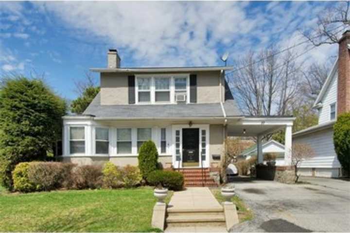 Open Houses In New Rochelle This Weekend