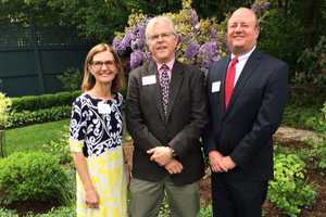 Darien Chamber Honors Lundeen As Volunteer Of The Year