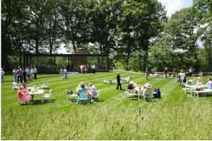 Glass House Kicks Off Season With Summer Party In New Canaan