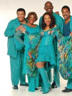Florence LaRue And The Fifth Dimension At The Ridgefield Playhouse