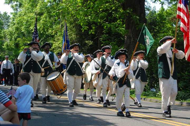 Enjoy A Parade On Memorial Day, Darien