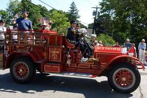 New Canaan, Celebrate Memorial Day With Local Parades