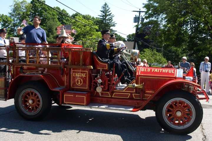 New Canaan, Celebrate Memorial Day With Local Parades