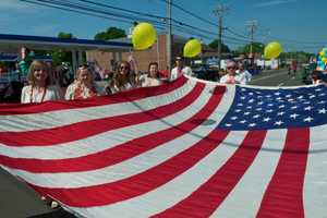 Big Crowds Turn Out For Fairfield's Memorial Day Parade