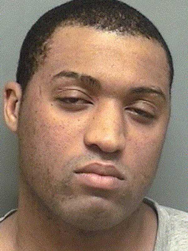 Hamden Man Accused In Darien Of  Punching Girlfriend