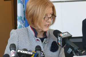 Stamford Mayor Commends School Chief For Decision To Step Down