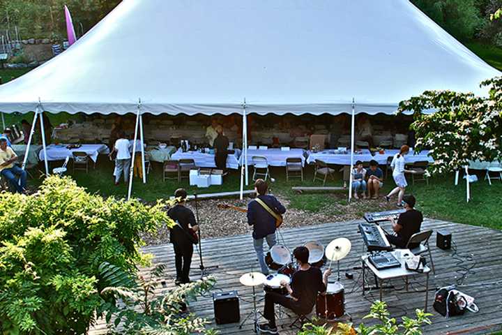 Sample Regional Fare At Greenburgh Nature Center's Farm To Table Event