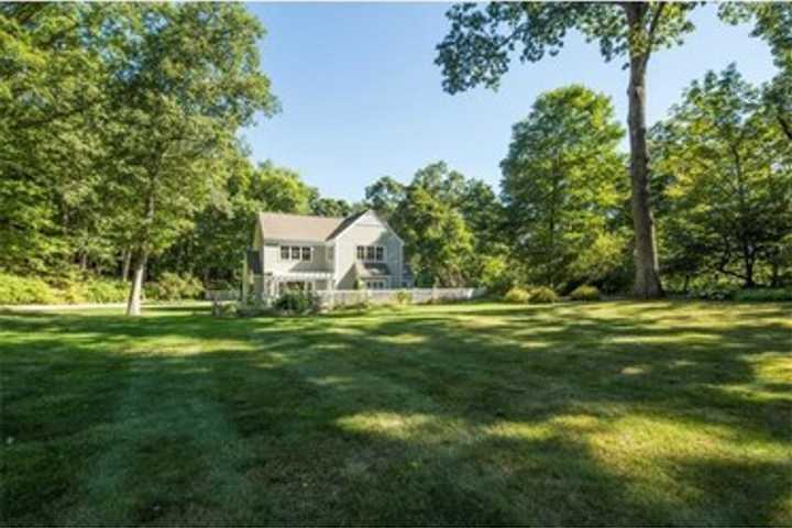 Open Houses In Pound Ridge This Weekend