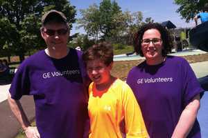 KT Murphy Students Meet Up With GE 'ePals' At Cove Island In Stamford