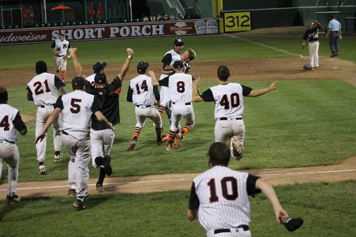 Mamaroneck Advances To States In Baseball Playoffs
