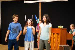 Briarcliff Middle School Thespians Perform Wizard Of Oz