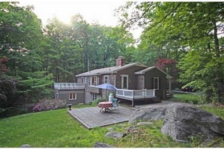 Open Houses In And Around Lewisboro This Weekend