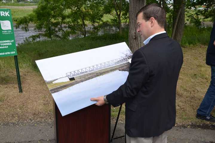 New Ash Creek Pedestrian Bridge Will Link Bridgeport Neighborhood To Train