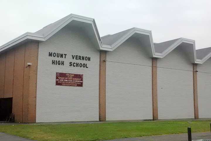 Family Film 'Red Big Fire Truck' Premieres at Mount Vernon High