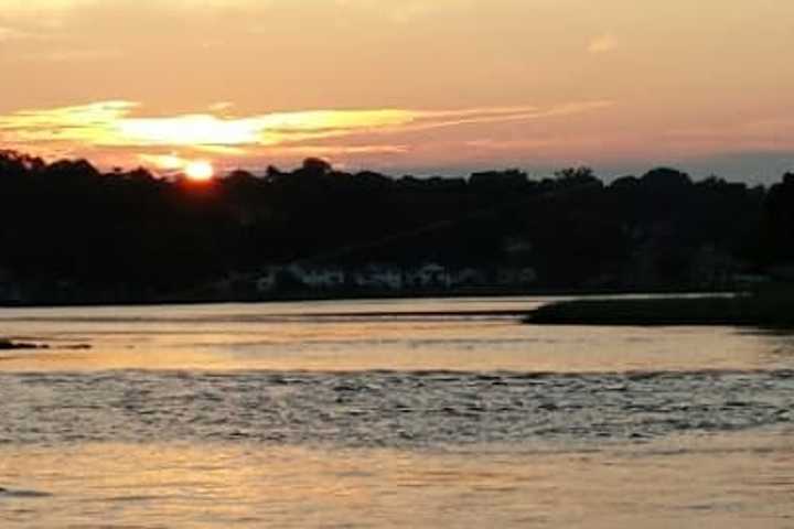Come Enjoy All That Dariens Beaches Have To Offer