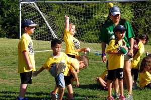School Spirit Shines As Irvington Students Celebrate Bulldog Day