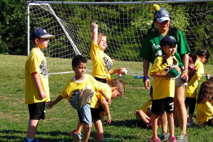 School Spirit Shines As Irvington Students Celebrate Bulldog Day