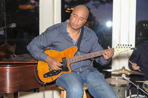 Bernie Williams To Honor Mariano Rivera At Awards Dinner In White Plains
