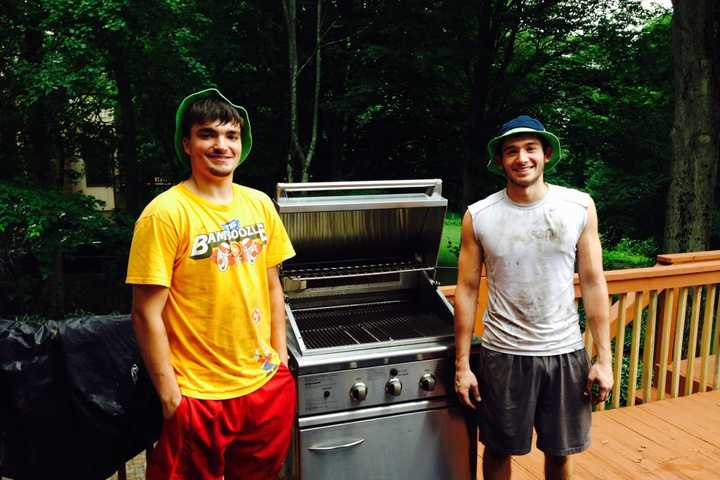 StacyKnows Highlights Grill Guys In Armonk