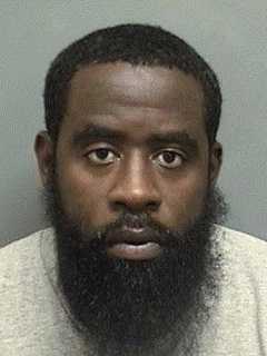 3 Felons, Teen From Philadelphia Try To Steal Range Rovers In Darien