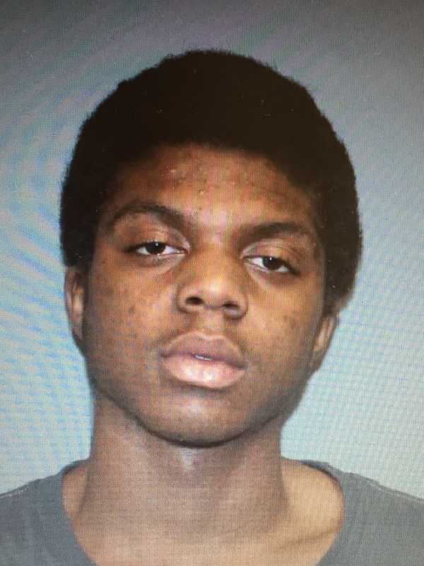 Three Norwalk Teens Charged With Stealing Car