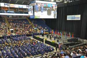 601 Students Graduate From Housatonic CC In Bridgeport
