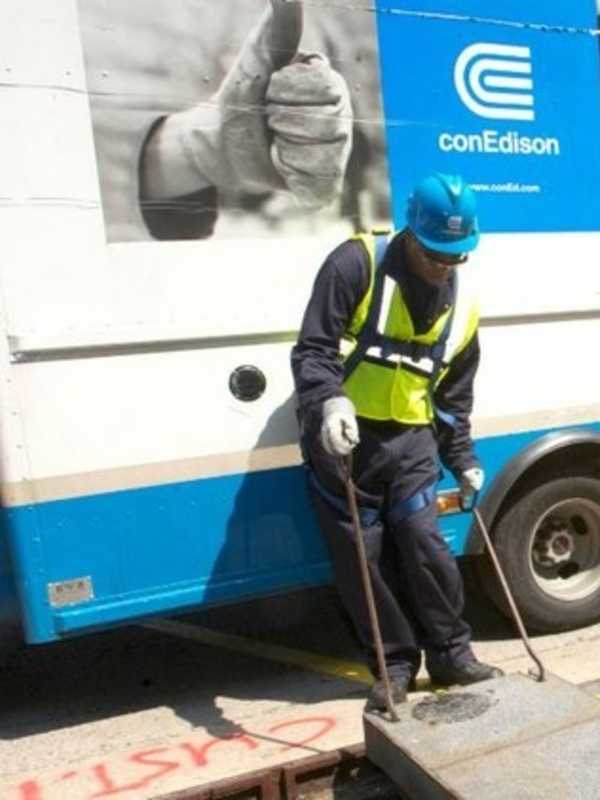 Con Edison Works To Restore Power In Mount Vernon