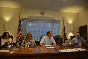 Pound Ridge Town Board Narrowly Approves Vacant Storefronts Legislation