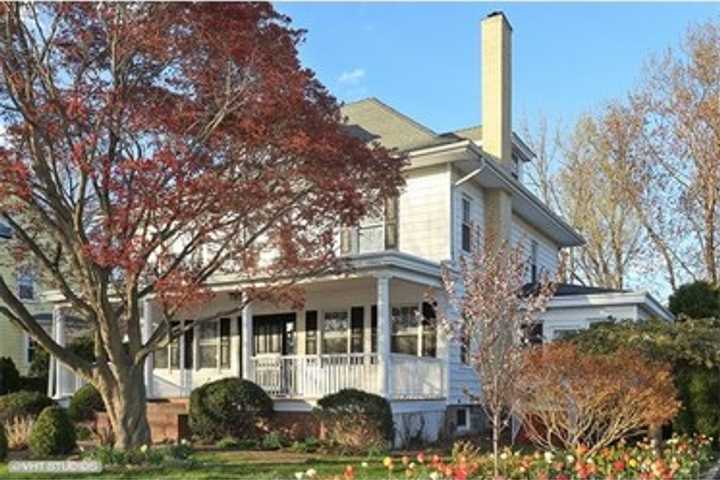 Open Houses In The Port Chester Area This Weekend