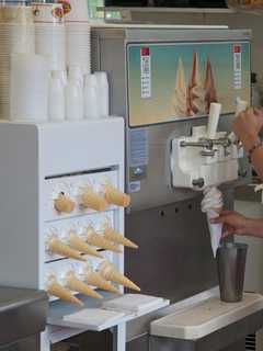 DVlicious Decision: Does Brewster's Red Rooster Have The Best Ice Cream?