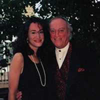 <p>Westport resident Nancy Wahler with dad, Leonard Goldstein.</p>